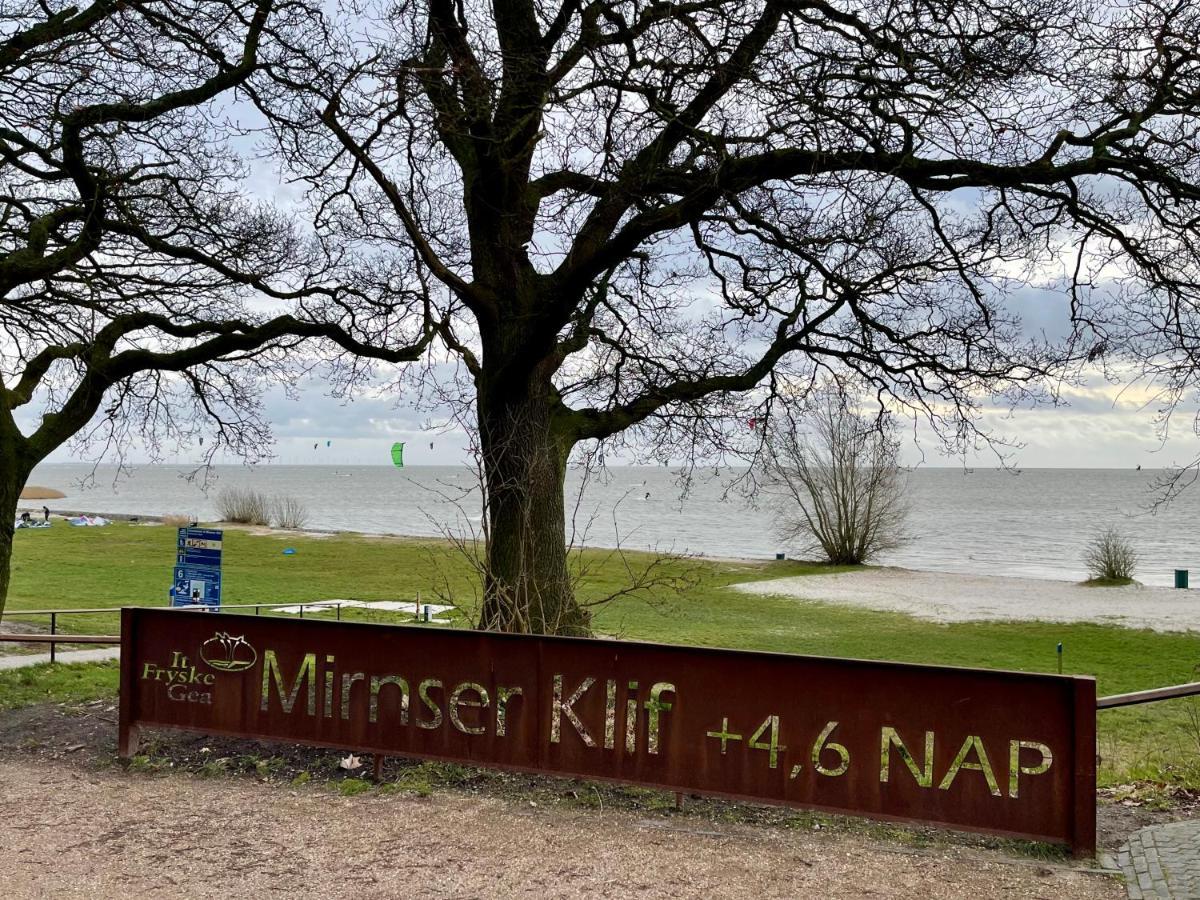 Vakantiehuis Noflik Nijemirdum Exteriör bild