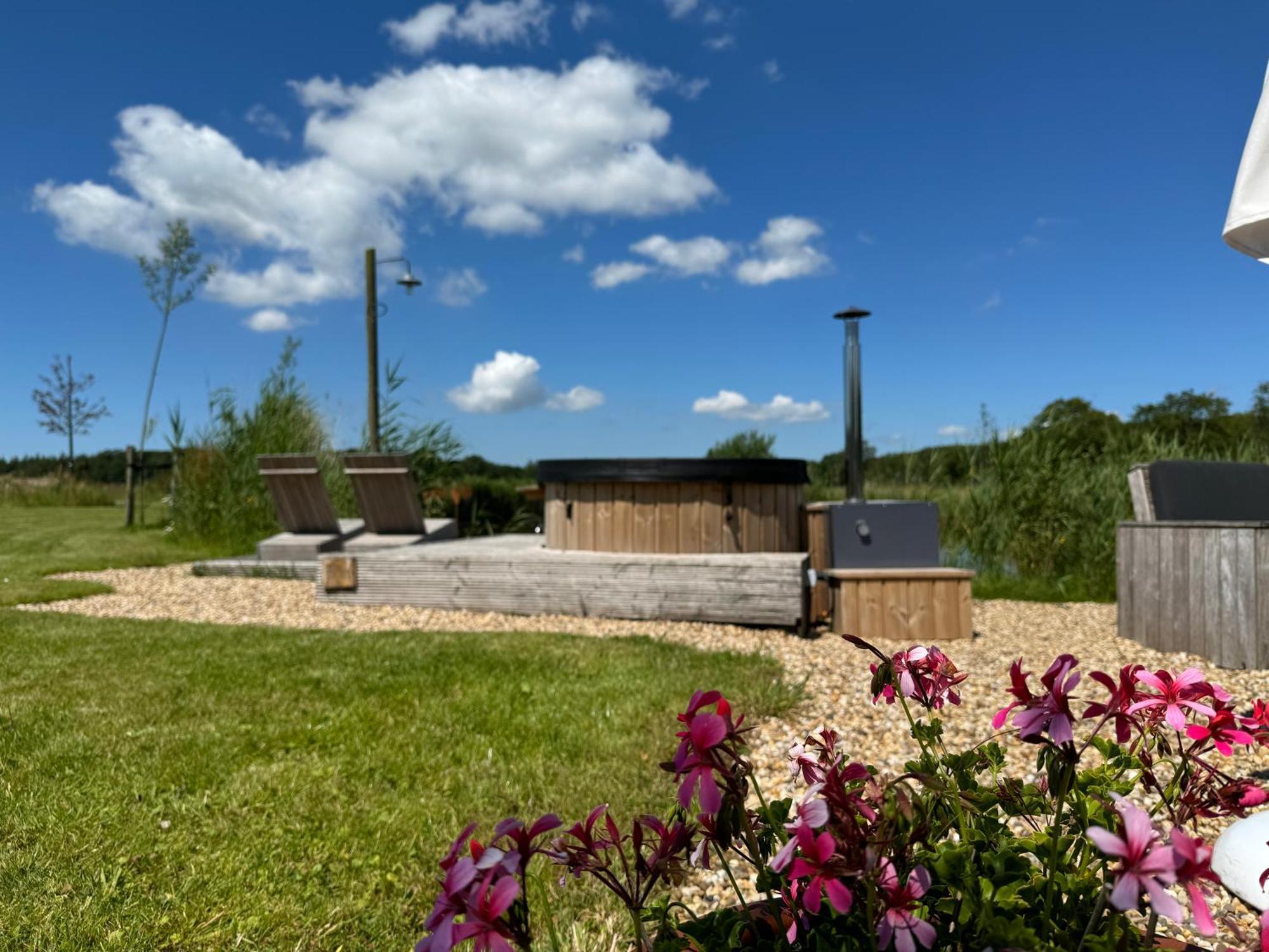 Vakantiehuis Noflik Nijemirdum Exteriör bild